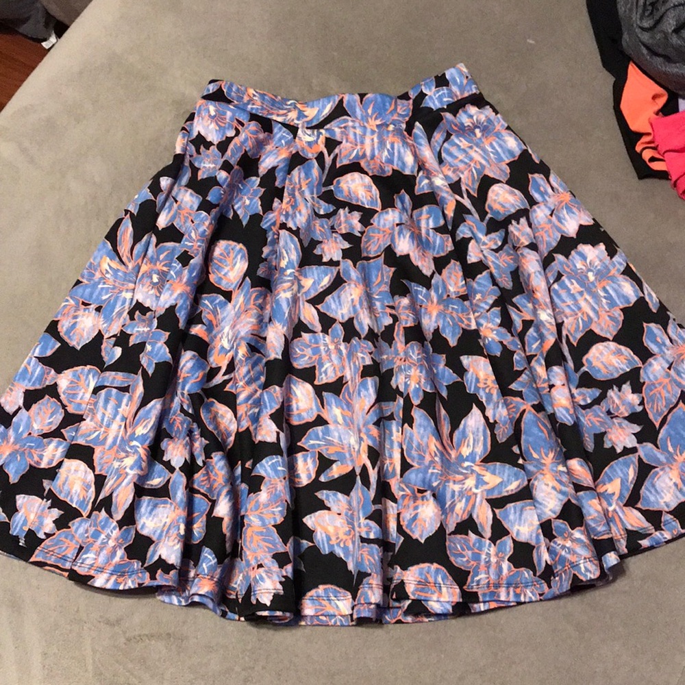 Forever 21 high waisted skater skirt